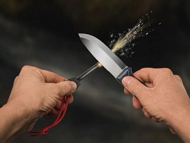 ソロキャンプで使いこなすシースナイフの選び方！丈夫で使いやすいナイフを選ぶ5つのポイントを解説！！