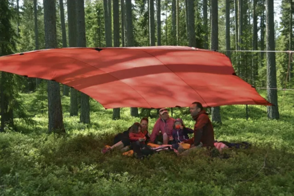 ソロキャンプで使うタープは軽量なhilleberg ヒルバーグ がおすすめ デザインと耐久性を兼ね揃えたタープでおしゃれに決めよう